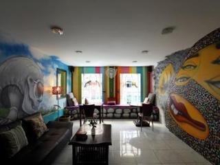 Bodega Phuket Patong (Adults Only) Hostel Eksteriør bilde
